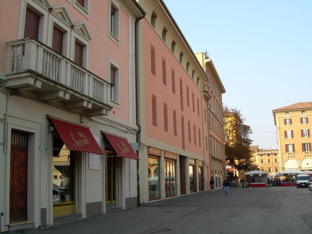Travel House Bologna Leilighet Eksteriør bilde